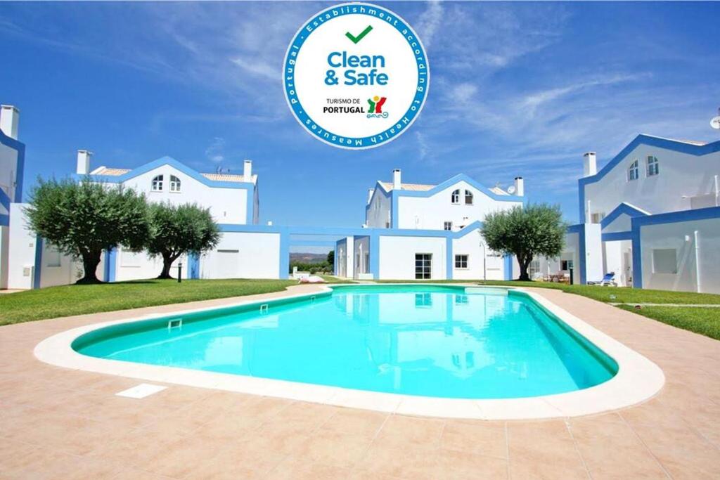 Maison de vacances CASA ALFARROBA, QUINTA DO PEROGIL, TAVIRA, ALGARVE Urbanização Quinta do Perogil C7, lote 12, 8800-217 Tavira