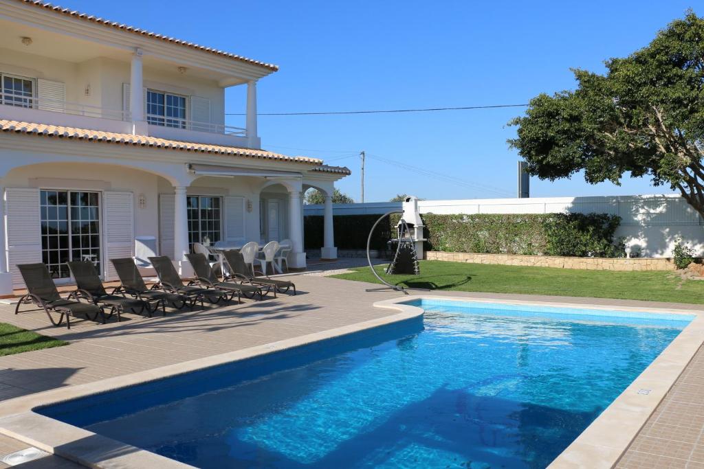 Villa Casa Alves - Villa with private swimming pool Estrada da Balaia,  Olhos de Água