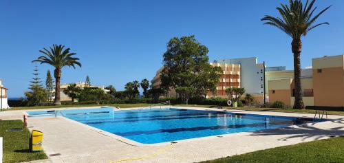 Casa Angela, 180m from the beach Porches portugal