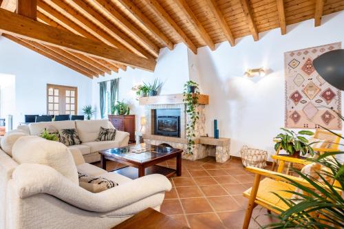 Casa Asami - Beautiful villa with private pool Aljezur portugal