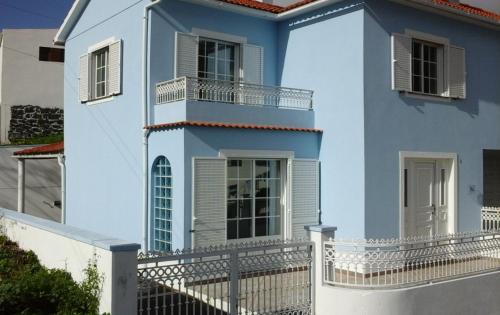 Casa Azul (Blue House) Urzelina portugal