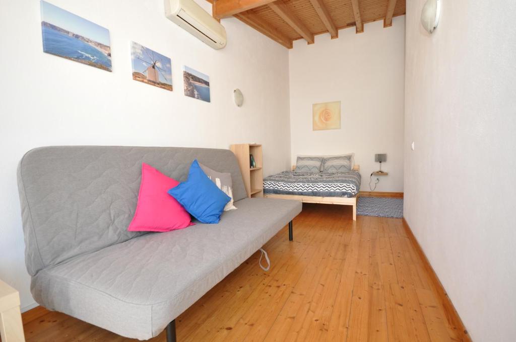Maison de vacances Casa Azul Rua da Liberdade 3, 8600-013 Barão de São João