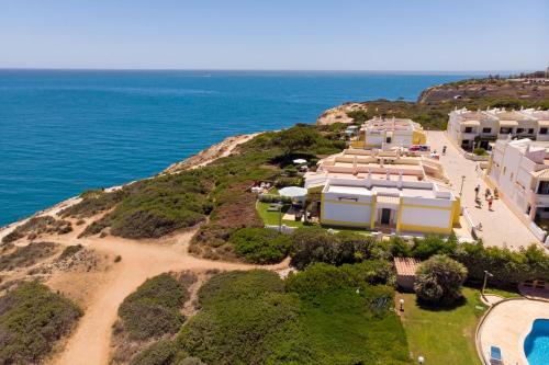 Maison de vacances Casa Benagil Mar Urbanização Terraços de Benagil, 7 Lagoa