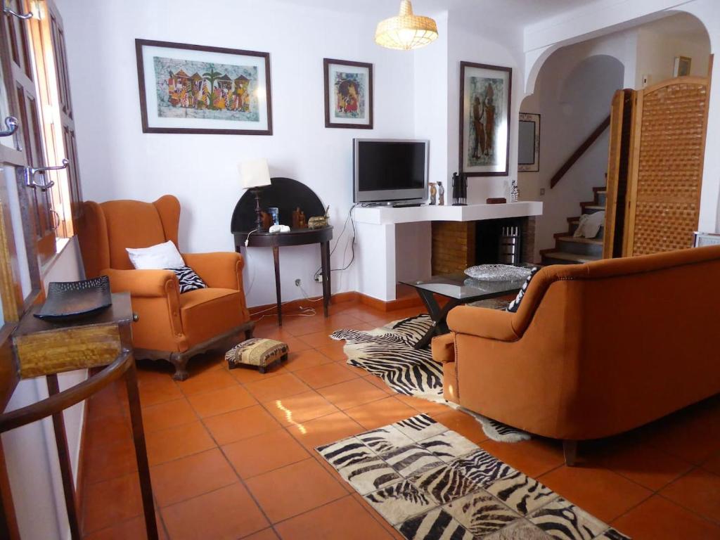 Maison de vacances CASA BERIMBAU 3 Rua Pedro Alvares Cabral, 7645-311 Vila Nova de Milfontes