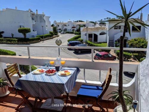 Casa Blu, Beach Boho Chic, Beach and Pool - Fast Wifi Porches portugal