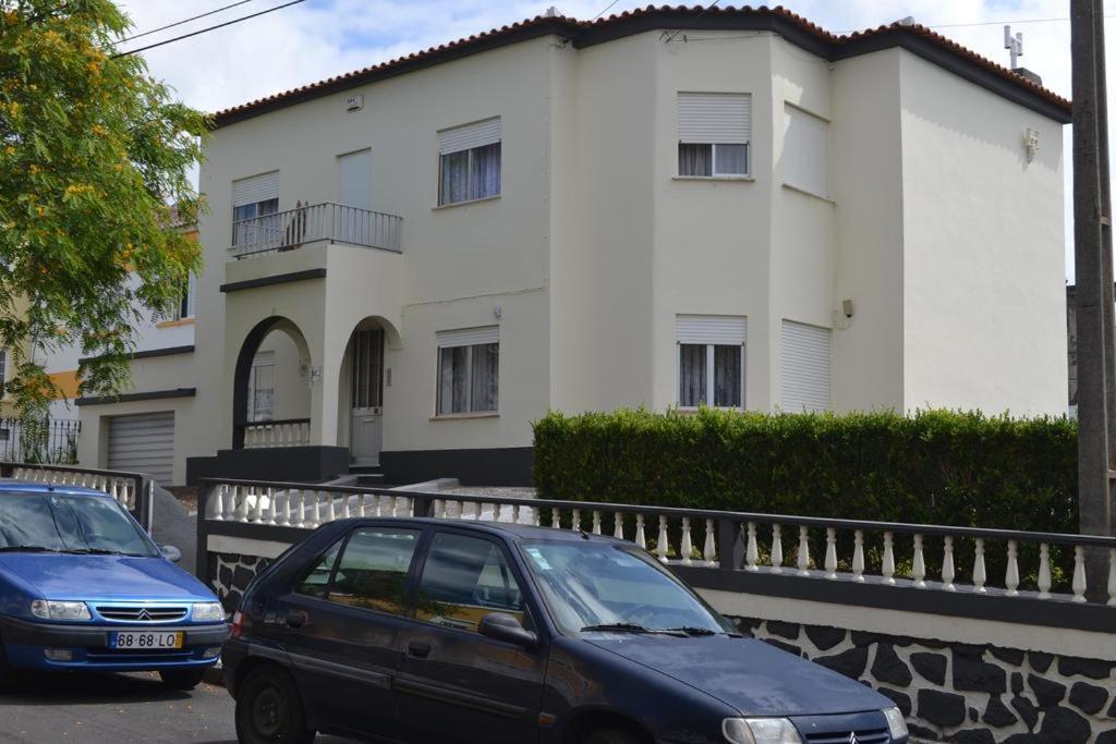 Maison de vacances Casa Brito Aguiar Avenida Conde Siuve Meneses n°10, 9700-056 Angra do Heroísmo