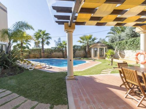 Villa Casa Campo in Guia with 4 bedrooms sleeps 8 AcWiFi and private pool 504 EM526-1 Guia