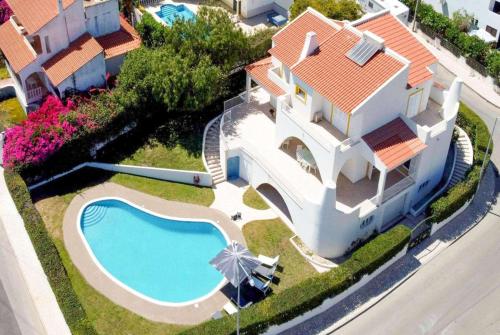 Casa Corcovada Albufeira portugal