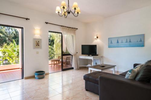 Casa Costa e Silva - 4 bedrooms apart with private pool in a quiet location Boliqueime portugal