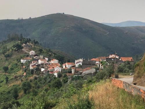 Casa da Carvalha - Ádela Açor portugal