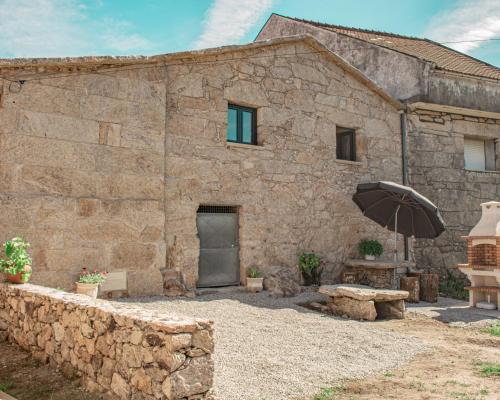 Casa da Eira de Santo Amaro Ponte da Barca portugal