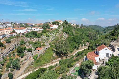 Casa da Encosta - Charming House w Outdoor Kitchen Reguengo Grande portugal