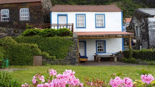 Casa da Fajã - RRAL nº 635 Fajã da Caldeira de Santo Cristo portugal