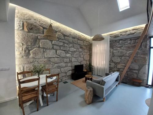 Casa da Guidinha - 1930s home w/ private backyard Recarei portugal
