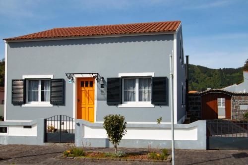 Casa da Porta Amarela Sete Cidades portugal