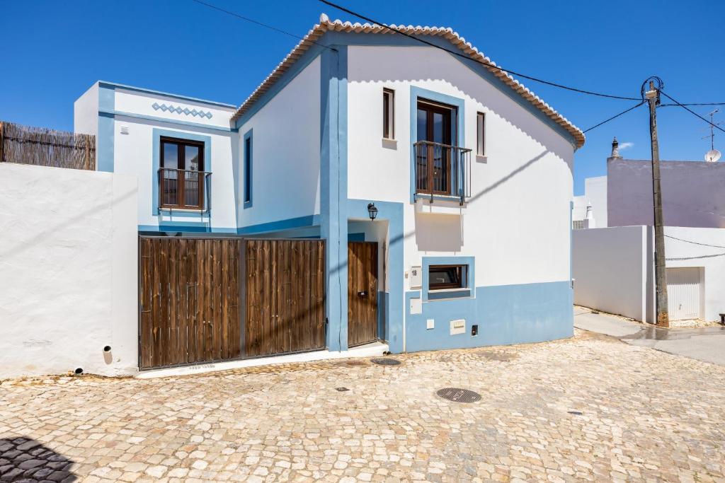 Maison de vacances Casa da Vuvu Montes de Alvor Rua Poeta António Aleixo, 8509-059 Alvor