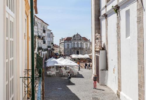 Appartement Casa das Arcadas, com free garagem - Praça de Giraldo Rua João de Deus 28, 1D Évora