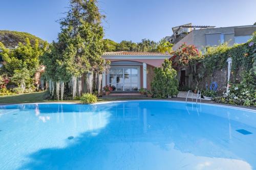 Villa CASA DAS BROMÉLIAS Rua Vale das Neves, 61 Funchal