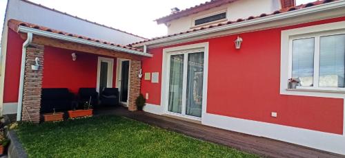 Maison de vacances Casa de campo a 5 minutos da praia Beco dos Casais de Baixo nº 10 2500-556 Atouguio