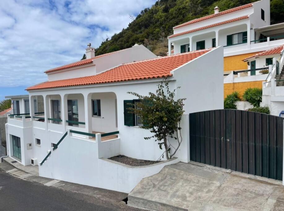 Villa Casa de Praia Caminho Velho da Praia ,Lot 8,  Almagreira