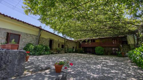 Casa de São Vicente de Cima Póvoa de Lanhoso portugal