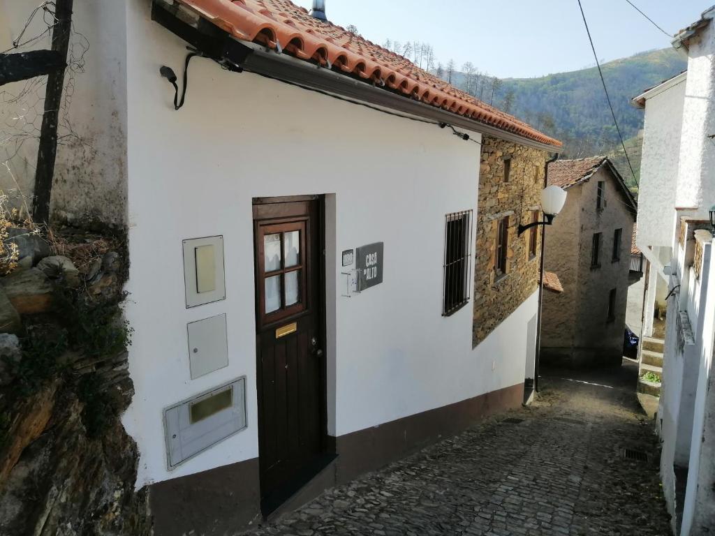 B&B / Chambre d'hôtes Casa do Alto - Benfeita Rua da Outeiro, 3305-031 Benfeita