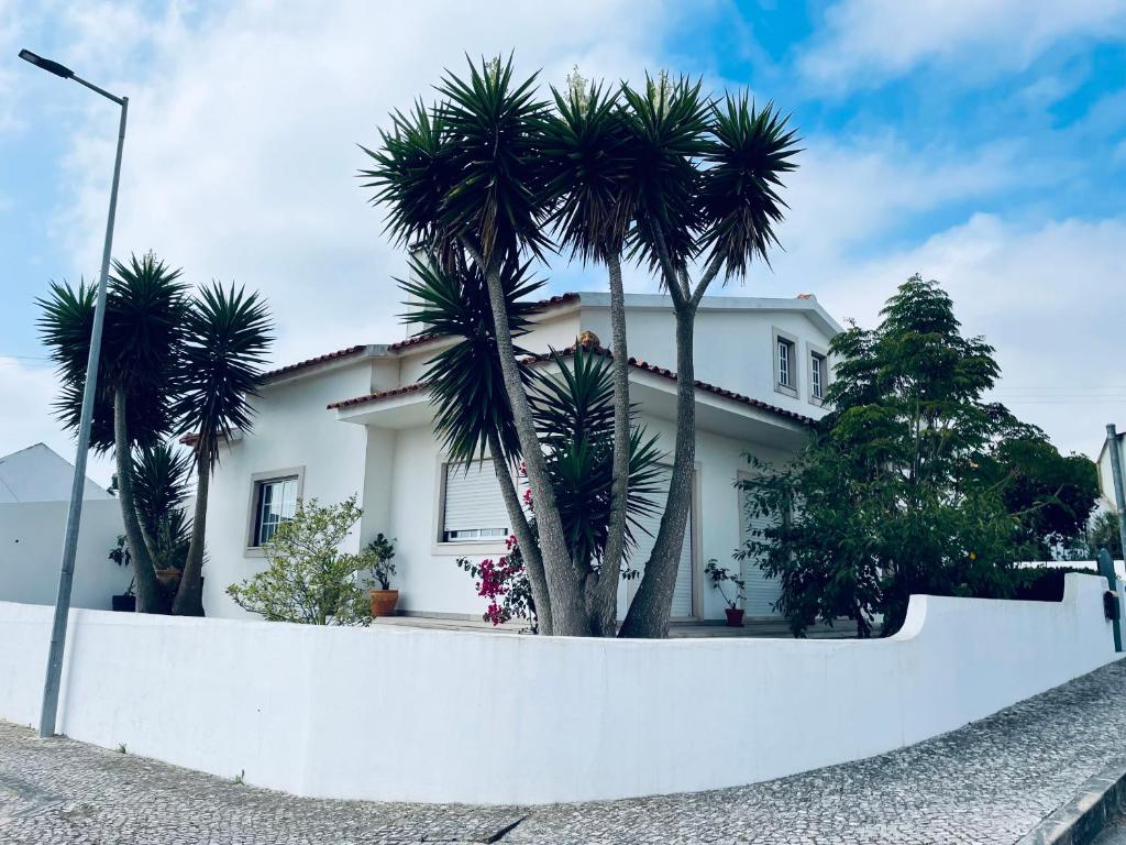 Maison de vacances Casa do Canto - Uma casa no campo, perto da praia. Rua Loteamento Terra das Estradas, Lote 12, Arelho, 2510-191 Óbidos