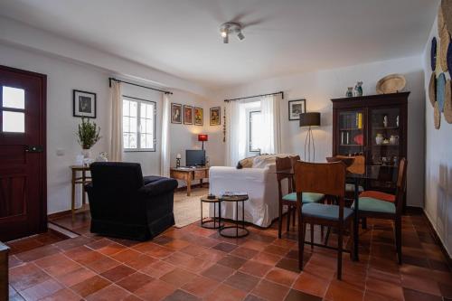 Casa do Largo - Litle house by the vines Alfeiria portugal
