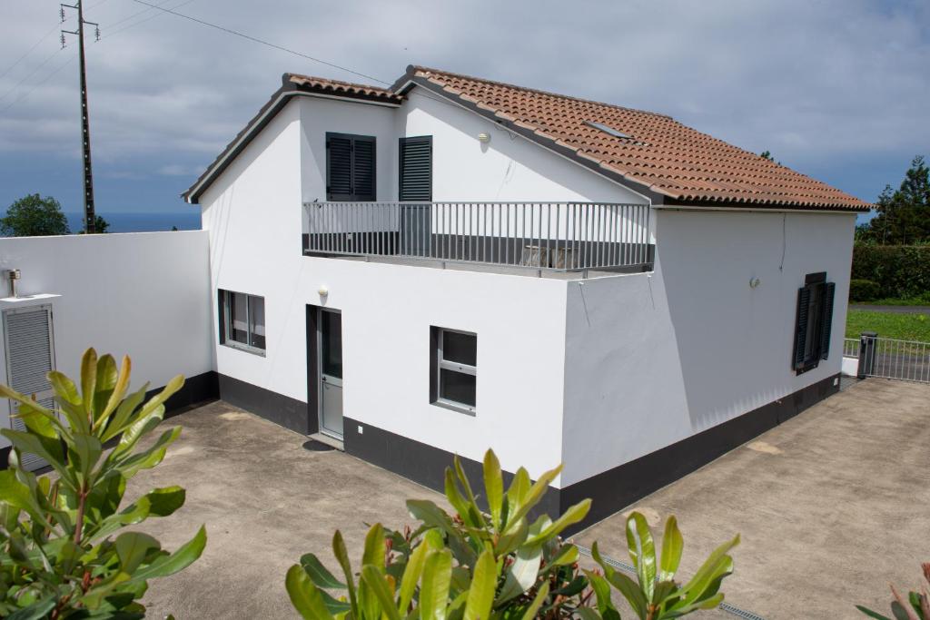 Maison de vacances Casa do Sr. Paulo Estrada Regional nº 5 S. Pedro Nordestinho, 9630-250 Nordeste