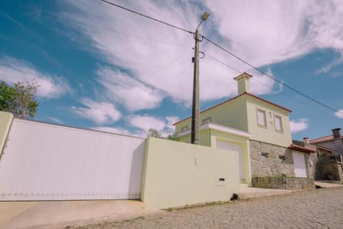 Casa Dona Ermelinda - Silêncio - Conforto - Natureza Outeiro Maior portugal