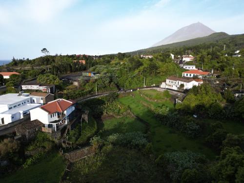Casa dos Caldeiras Lajes do Pico portugal
