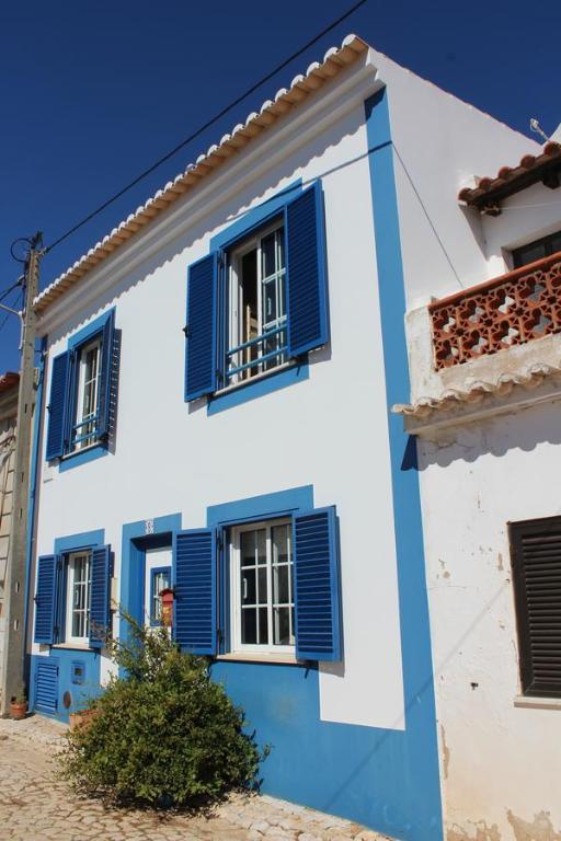 Maison de vacances Casa dos Coelhos II Rua Armando Jacques Favre Castel-Branco, nº 8 - Barão de são João, 8600-013 Barão de São João