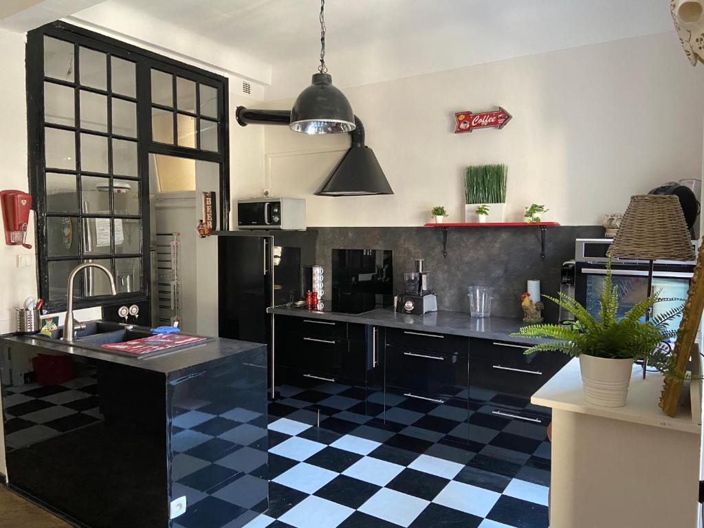 Appartement CASA FAMILY 20 Avenue François Cuzin, 83000 Toulon