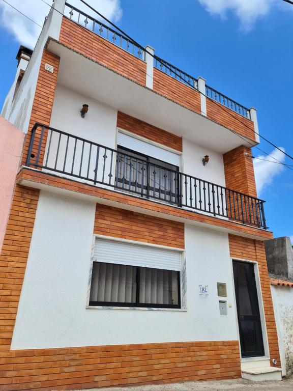 Maison de vacances Casa Fortunato Rua Luís de Camões Nº3 2525-245 Casais Brancos, 2525-245 Casais Brancos