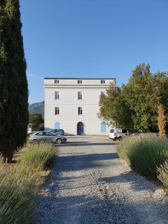 B&B / Chambre d'hôtes Casa Guelfucci casa Guelfucci 2 avenue du Pont de L'orta, 20250 Corte