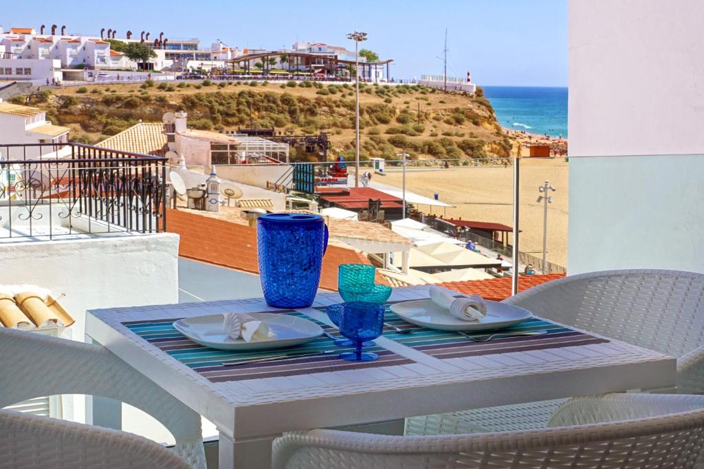 Maison de vacances Casa Indigo- Perfect location & Sea View 12 Rua Nova, 8200-162 Albufeira