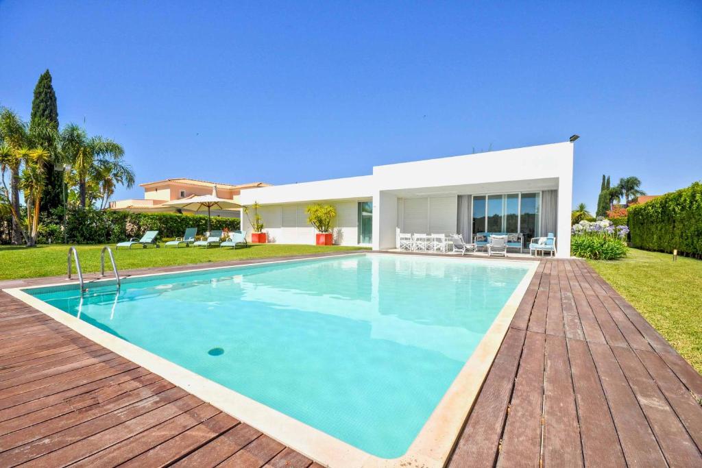 Villa Casa Mario Caminho do Millenium, 8125-406 Vilamoura