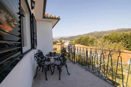 Maison de vacances Casa Mió localizada em pleno centro histórico Rua Padre Manuel Himalaia Arcos de Valdevez