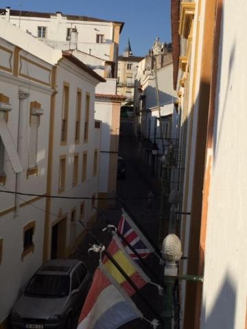 Maison d'hôtes CASA PALMA Rua Bernardo Matos, 29A, 7000-650 Évora