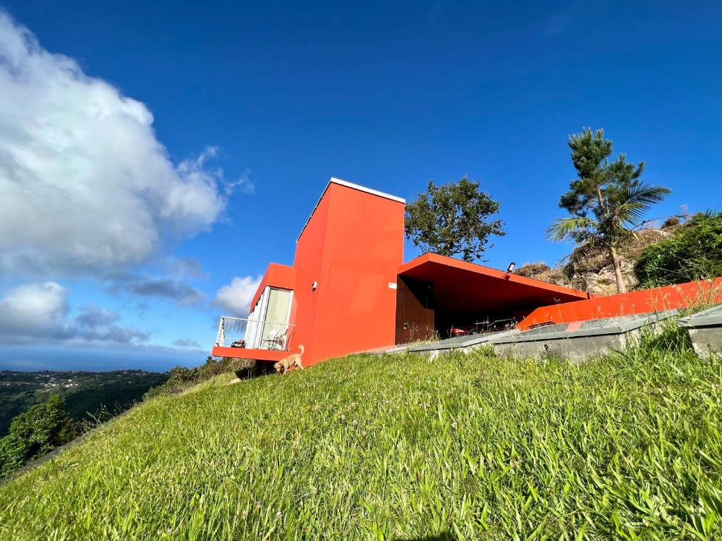 Séjour chez l'habitant Casa Pico Ruivo Caldeirão Verde Madeira Caminho dos Camafainhos n.2 Freguesia da Ilha - Santana - Madeira, 9230-236 Santana