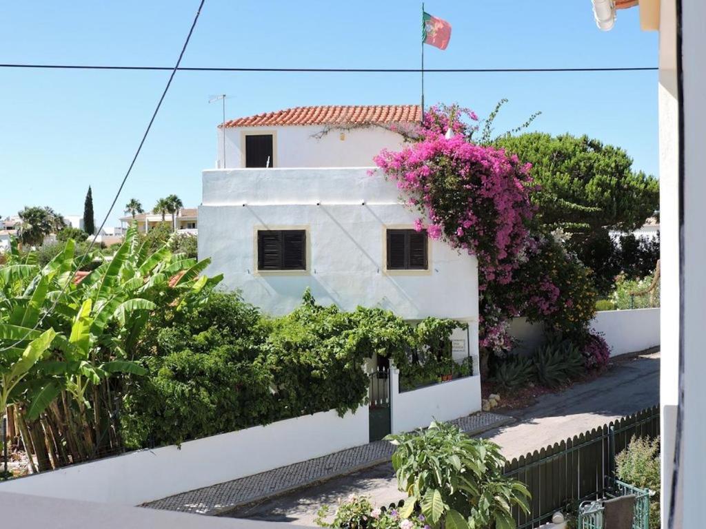 Maison de vacances Casa Portuguesa Casa Portuguesa, Estrada da Praia da Coelha CP 363-N, C, Sesmarias C, 8200-385 Albufeira