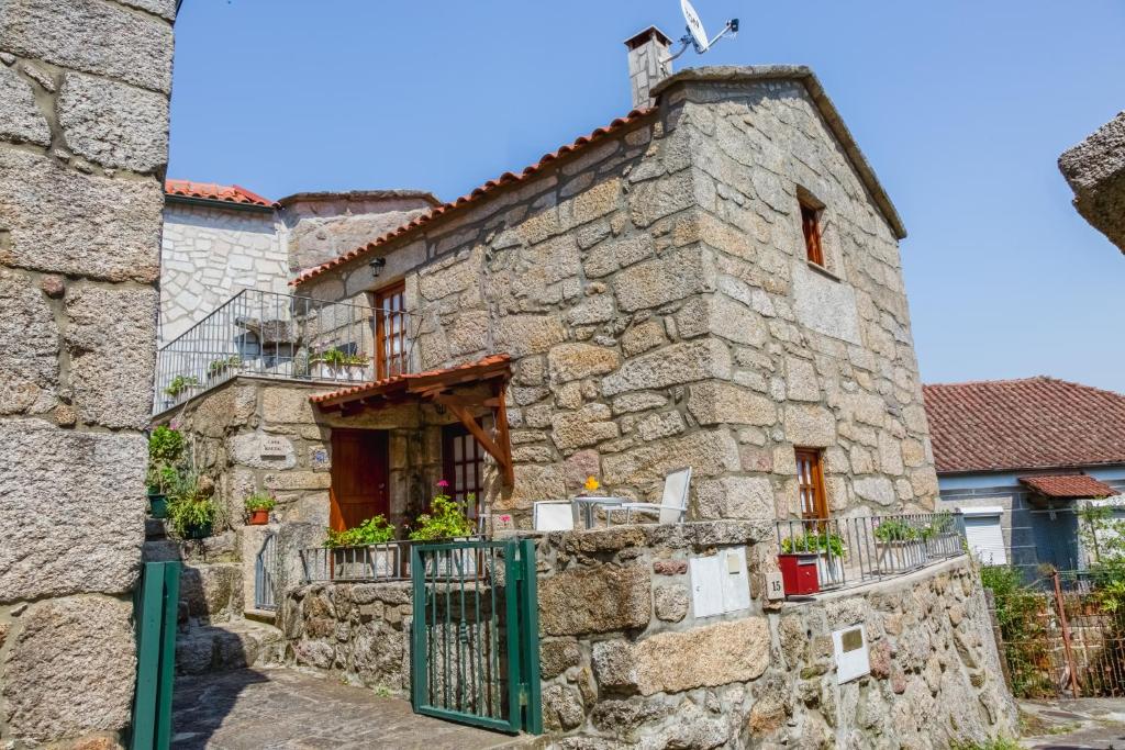 Maison de vacances Casa Rautau Lugar de Rio Bom, porta 15 (Largo do Eiró), 4970-665 Soajo