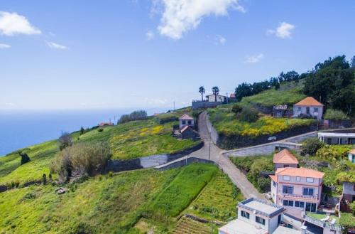 Maison de vacances Casa rosa (Villa au calme avec vue) Impasse de São João 9 Fajã da Ovelha