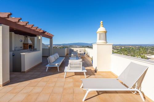 Appartement Casa Saudade - Luxury penthouse apartment with stunning views Rua da Boa Nova Village 34 Estômbar