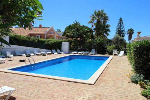 Casa Scarlett Walk to beach Communal Pool Carvoeiro portugal