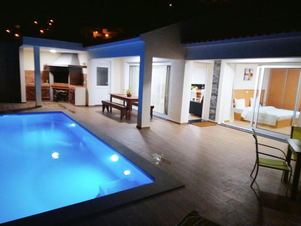 Villa CASA SOL E VISTA 2 141 Rua Doutor Rocha de Gouveia, 9370-075 Arco da Calheta