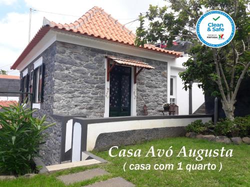 Casa Velha D Fernando e Casa Avó Augusta Ribeira Brava portugal