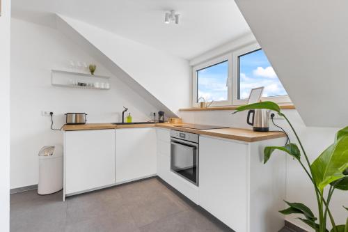 Appartement Casa Verde: Küche, TV, Nespresso, im Grünen 7 Mühlthaler Straße Starnberg