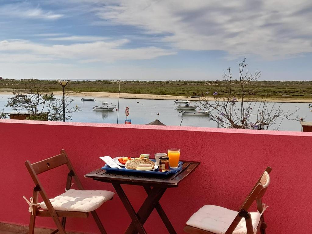 Maison d'hôtes Casa Viana - Guesthouse Largo Armação da Abóbora, n.º 5, 8800-591 Cabanas de Tavira