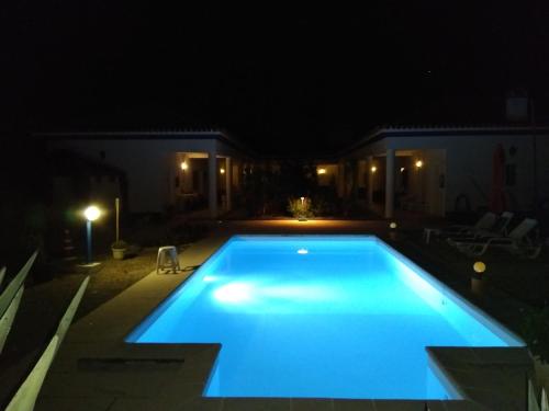 B&B / Chambre d'hôtes Casa Zanzibar Hotel Monte Dos Nicolaus CCI 3312 Landeira